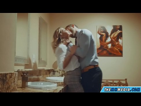 ❤️ Kui rinnakas blondiin võrgutab sind avalikus tualettruumis ❤️ Kaunis porno at et.mathem-1-class.ru ❌
